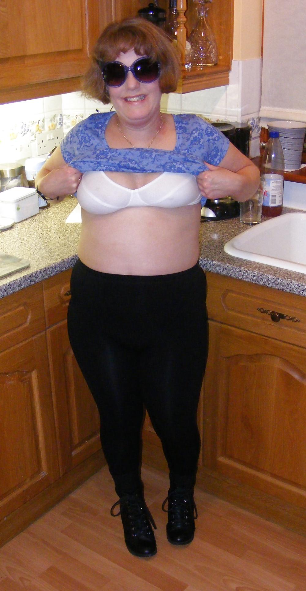 22P Leggings and thong