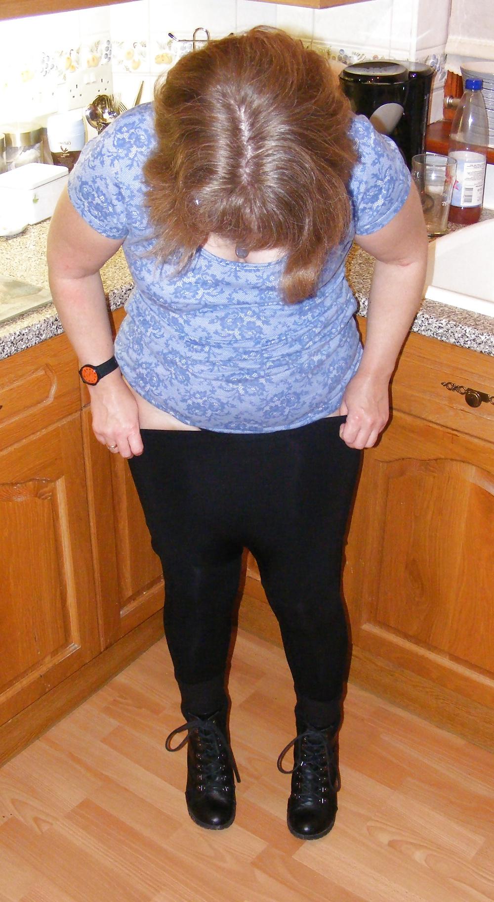 22P Leggings and thong