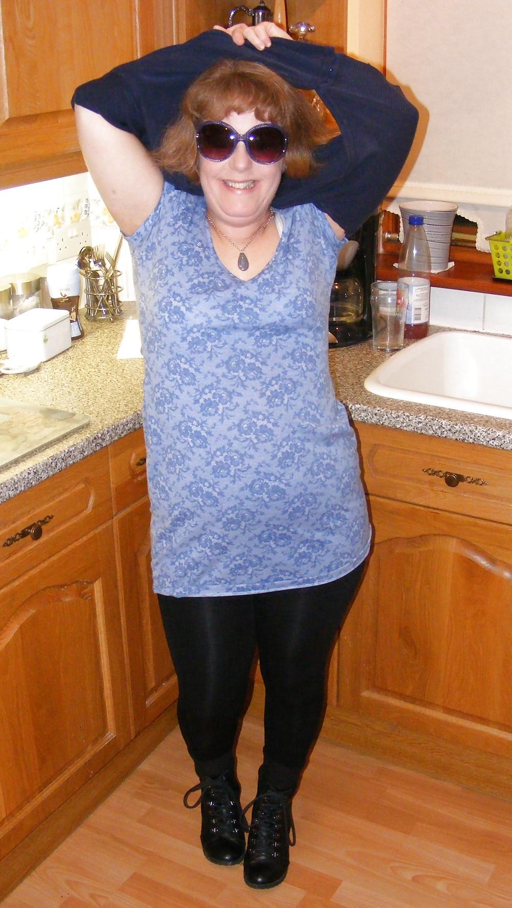 22P Leggings and thong