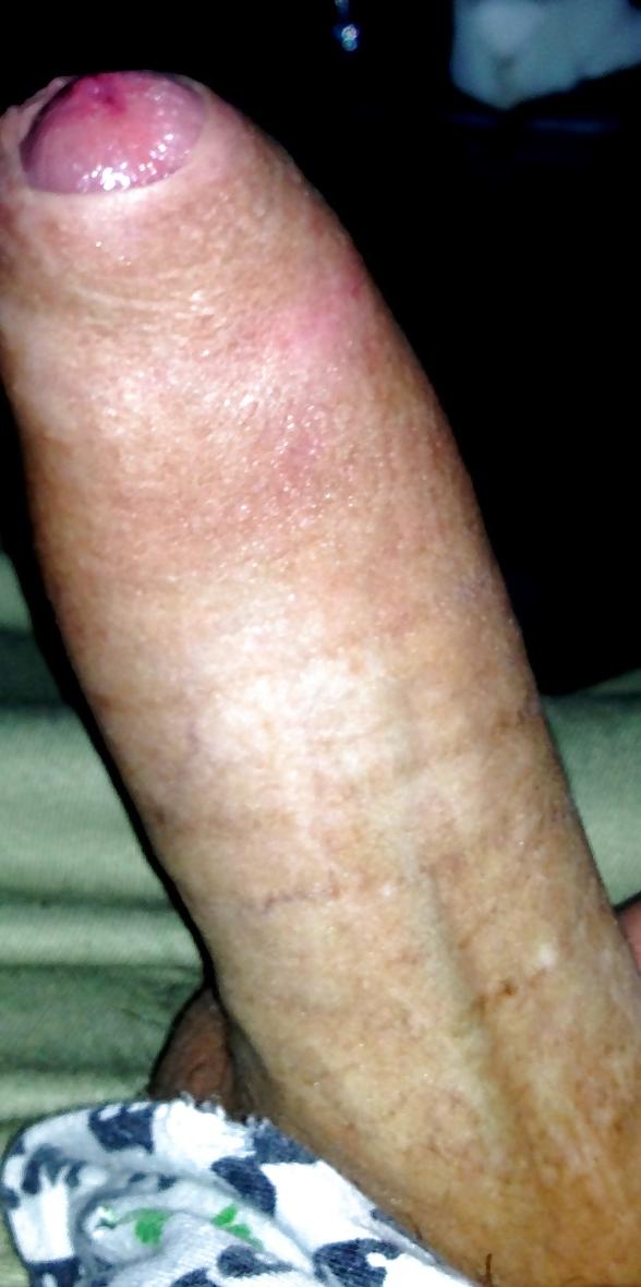 11P Thick Uncut Cock