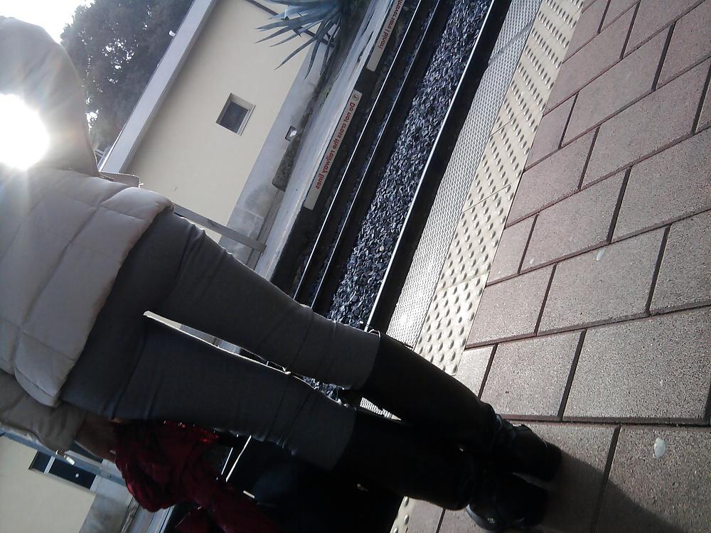 9P In attesa.  yes miniskirt and stocking