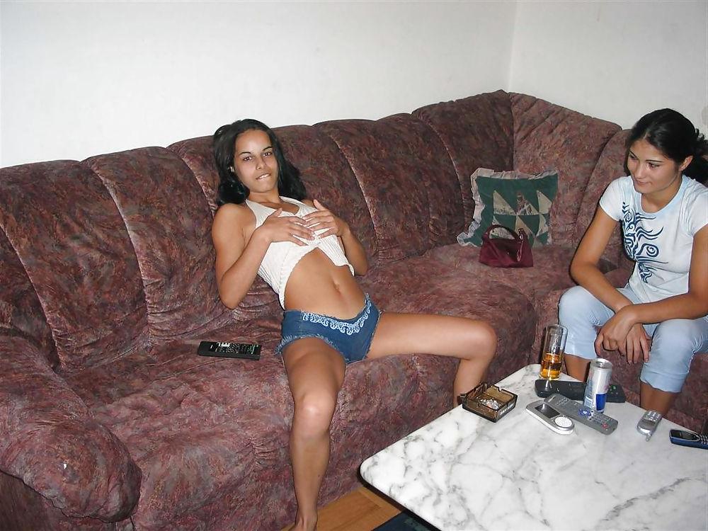 6P Arabian whore house 