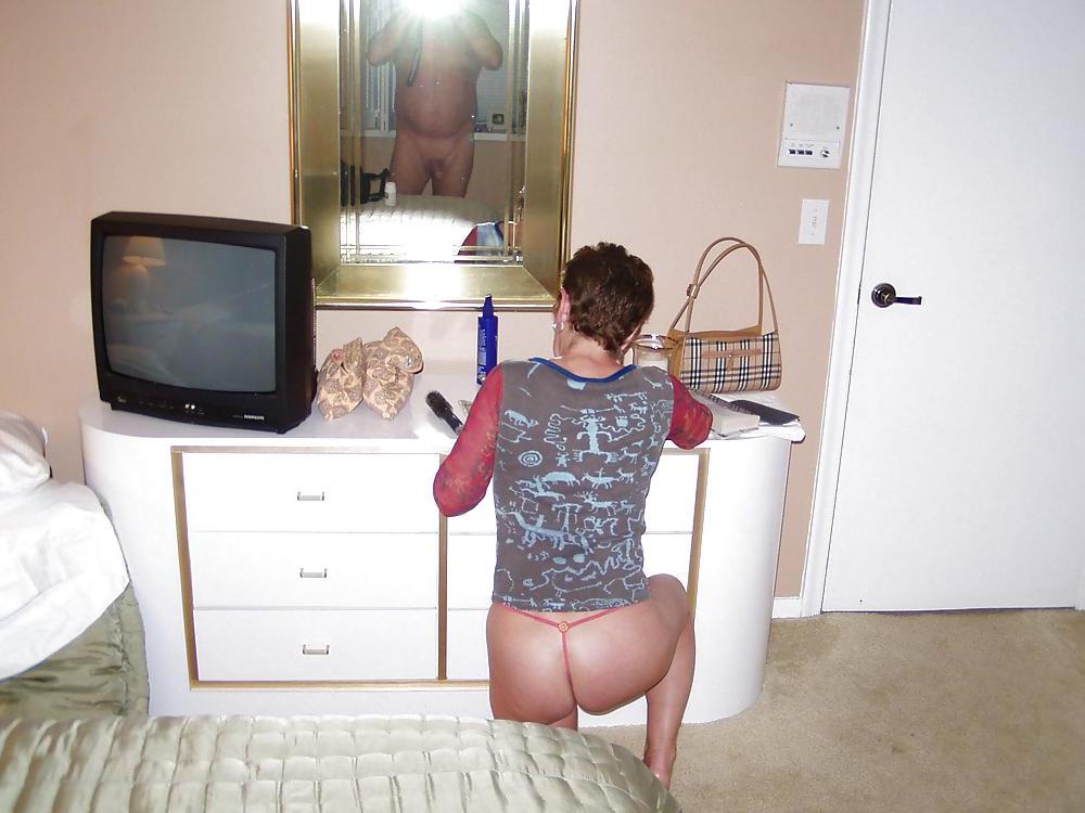 25P Thong 67