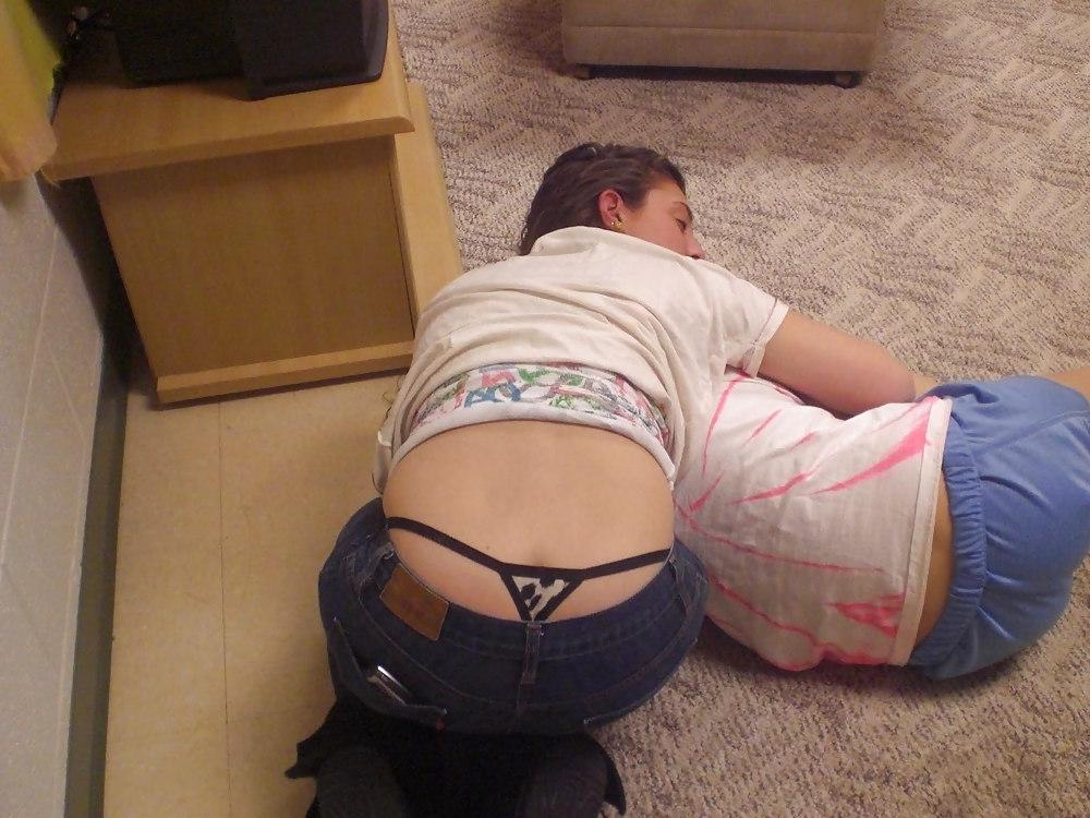 25P Thong 67