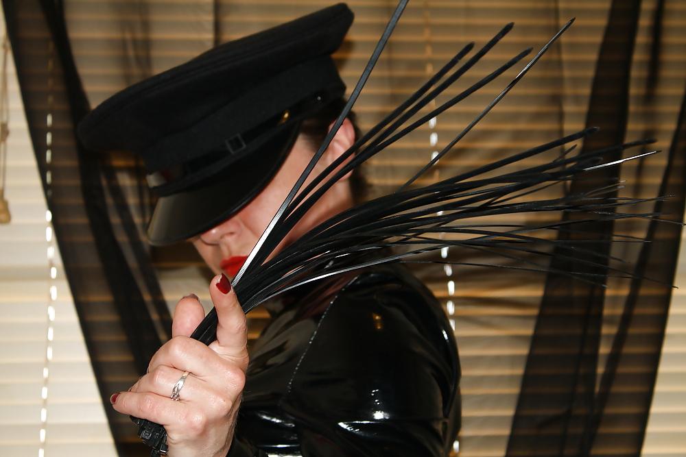 11P Mistress Eve