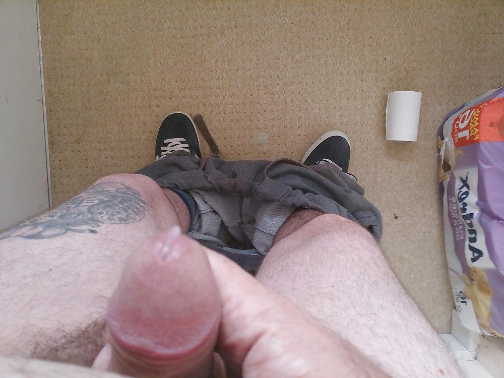 4P In bathroom