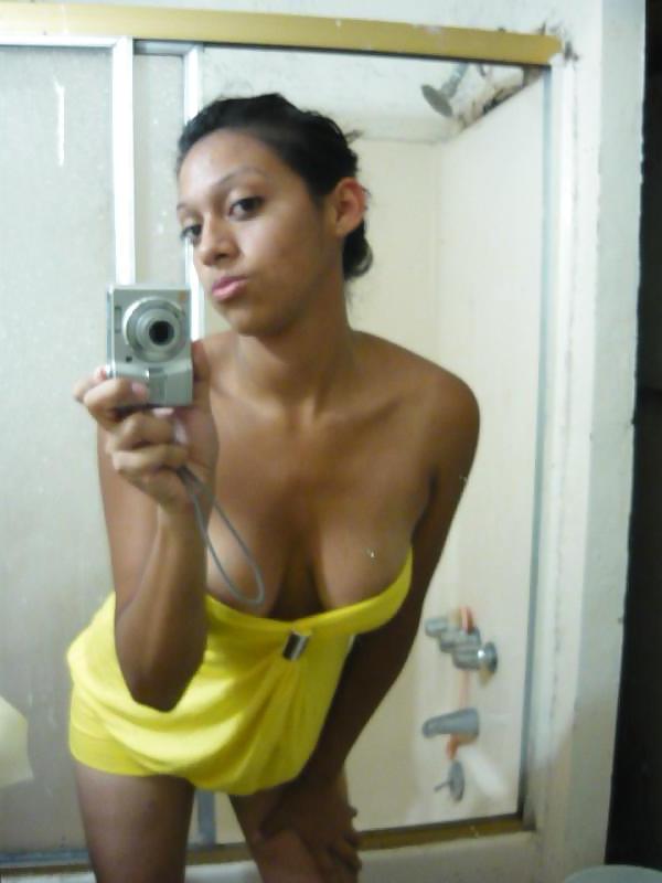 17P Bathroom selfshot