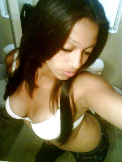 17P Bathroom selfshot
