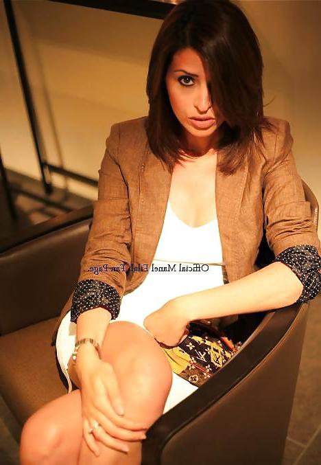 21P Sexy Algerian Arab singer manel filali - Milk and Honey