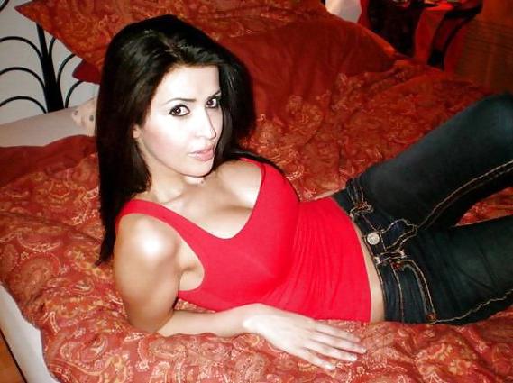 21P Sexy Algerian Arab singer manel filali - Milk and Honey
