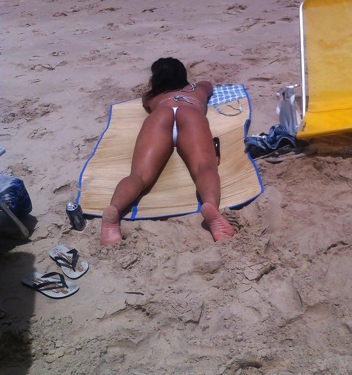 25P Brazilians amateurs public flashers again