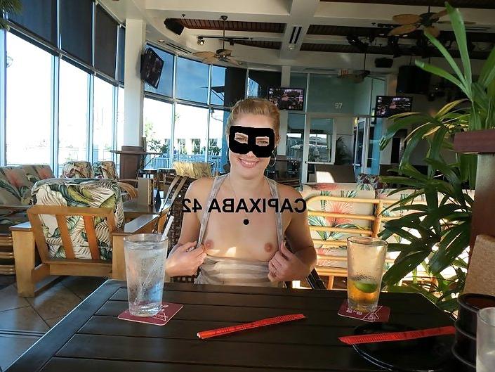 25P Brazilians amateurs public flashers again