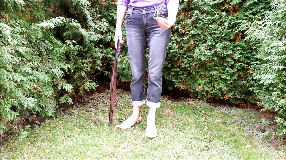 25P Mistress REDEMON bruise the worthless cock