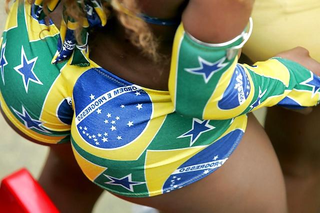 15P Brazilian Passion - Asses (bundas)