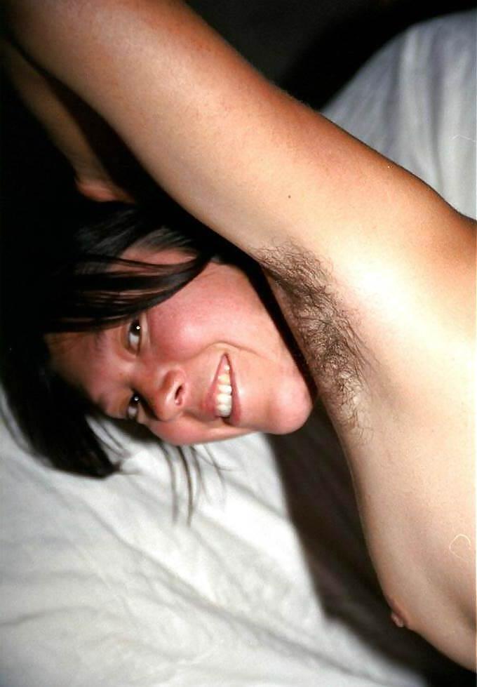 25P Amanda, sweet n sof beauty with unshaven armpits