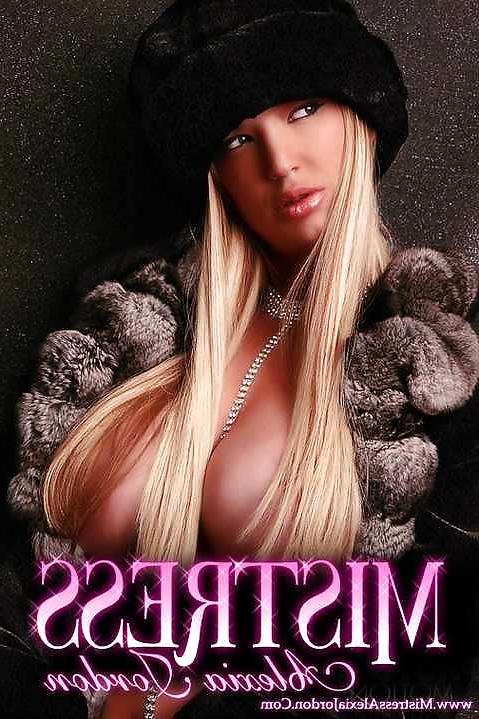 9P Blonde Mistres Alexia Jordan