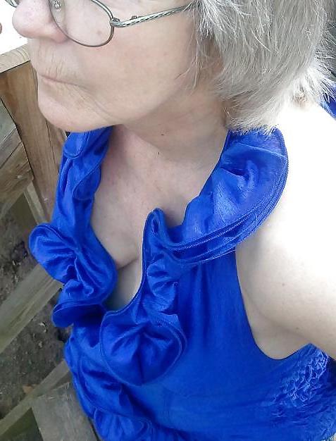 12P Gray Haired Whore