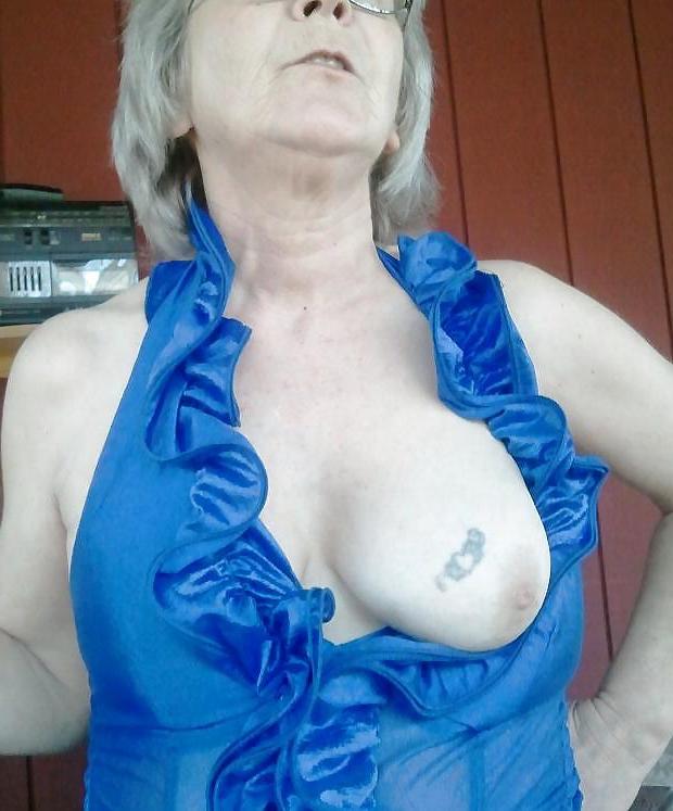 12P Gray Haired Whore