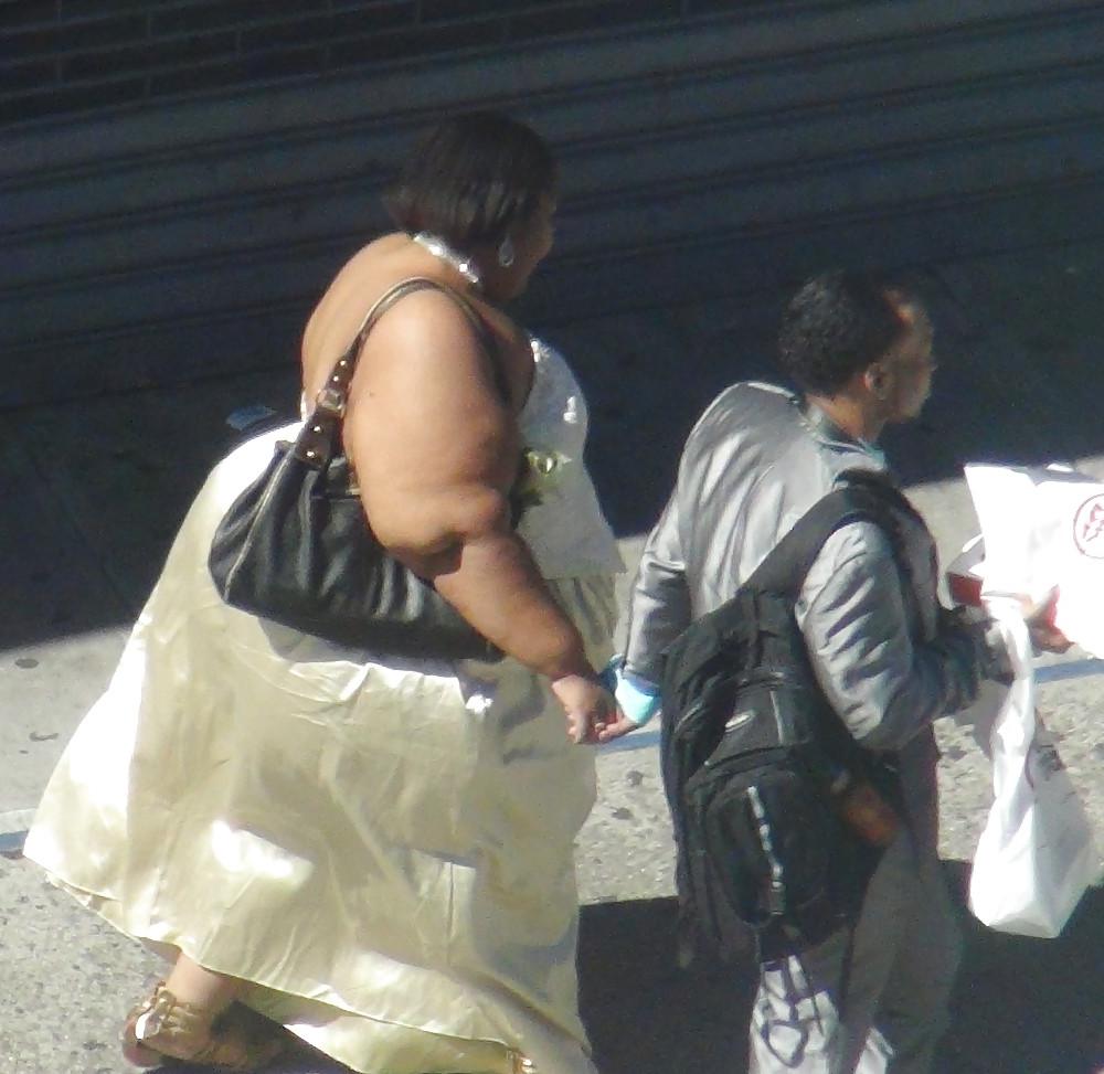 5P Sexy Bald and Fat Black Girls and Sluts