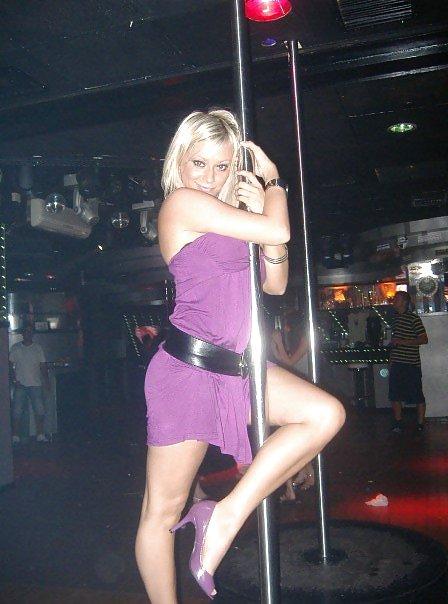 25P Uk huge tits bimbo slag ZOE