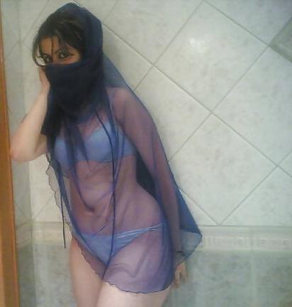 25P Some Arabian And Persian (Mostly) Sluts - Part 2