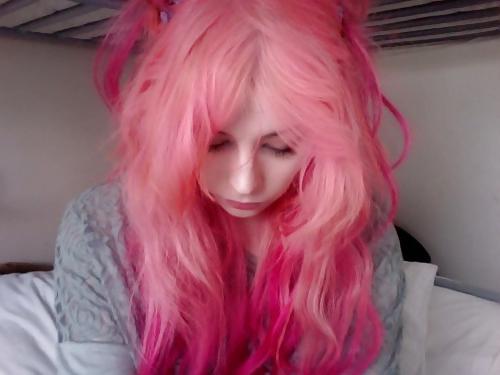 10P Pink haired girls