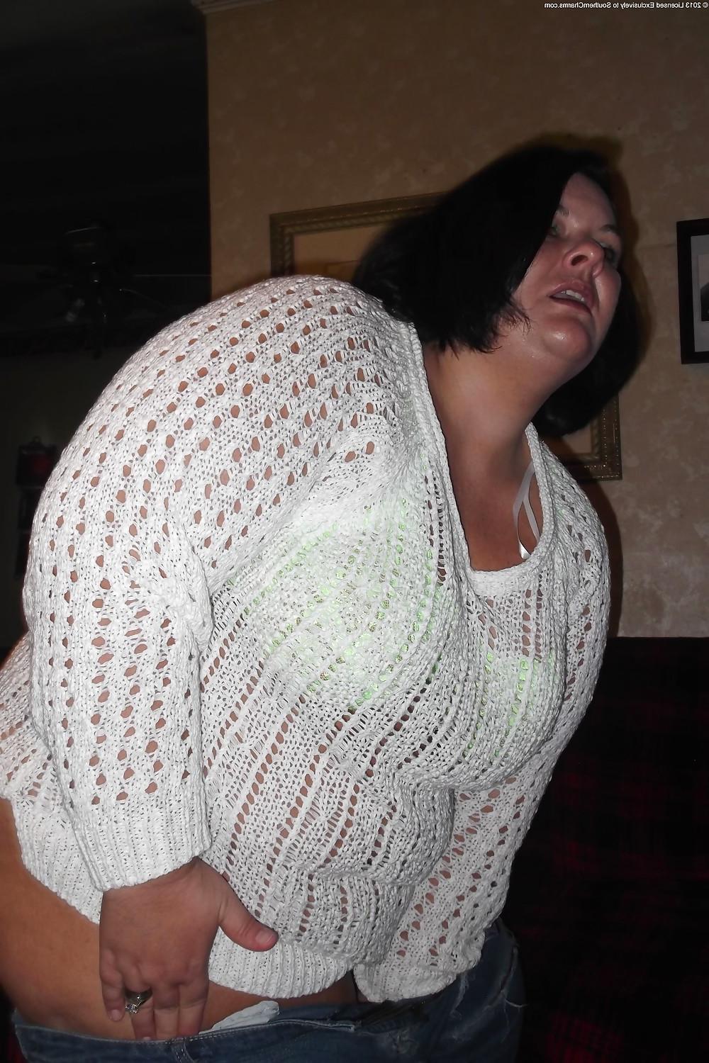17P Tight jean bbw