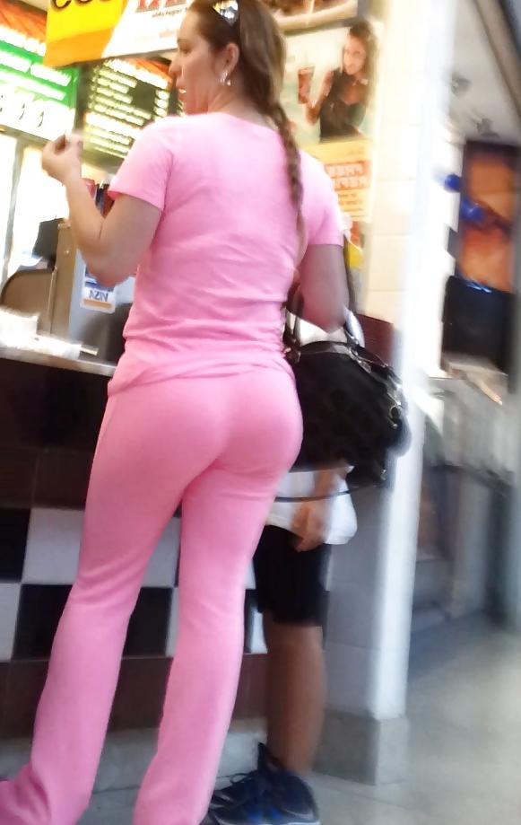 7P Pink Tights FAT BUNS Slim Latina Milf VOYEUR CANDID