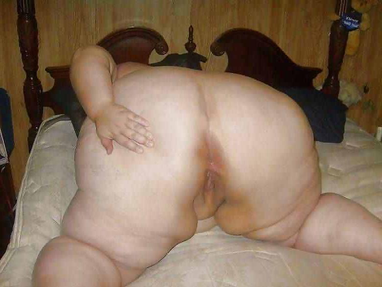 25P Thick white ass