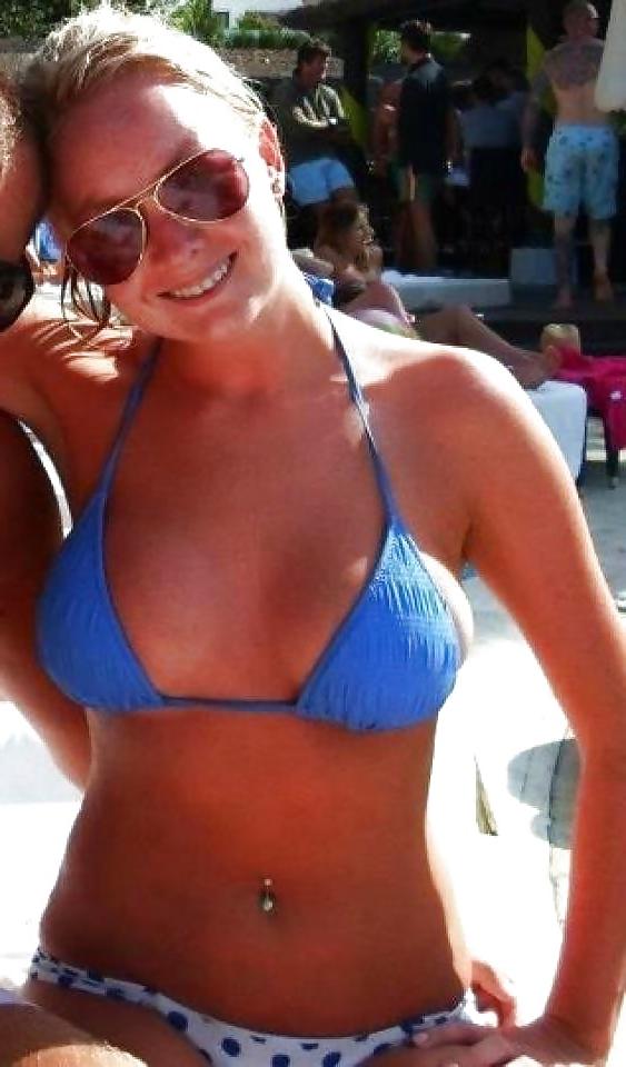 25P Uk bimbo fuckpig LAURA