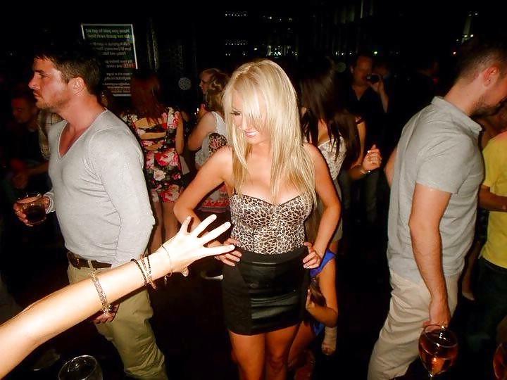 25P Uk bimbo fuckpig LAURA