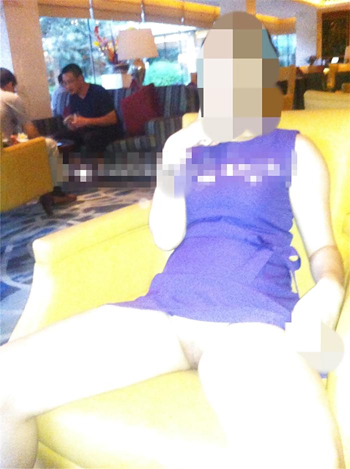 25P Shamless Asian Wife Topless Public Nude
