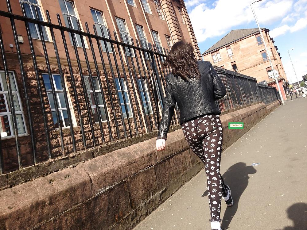 8P Glasgow - Leggings & Thong