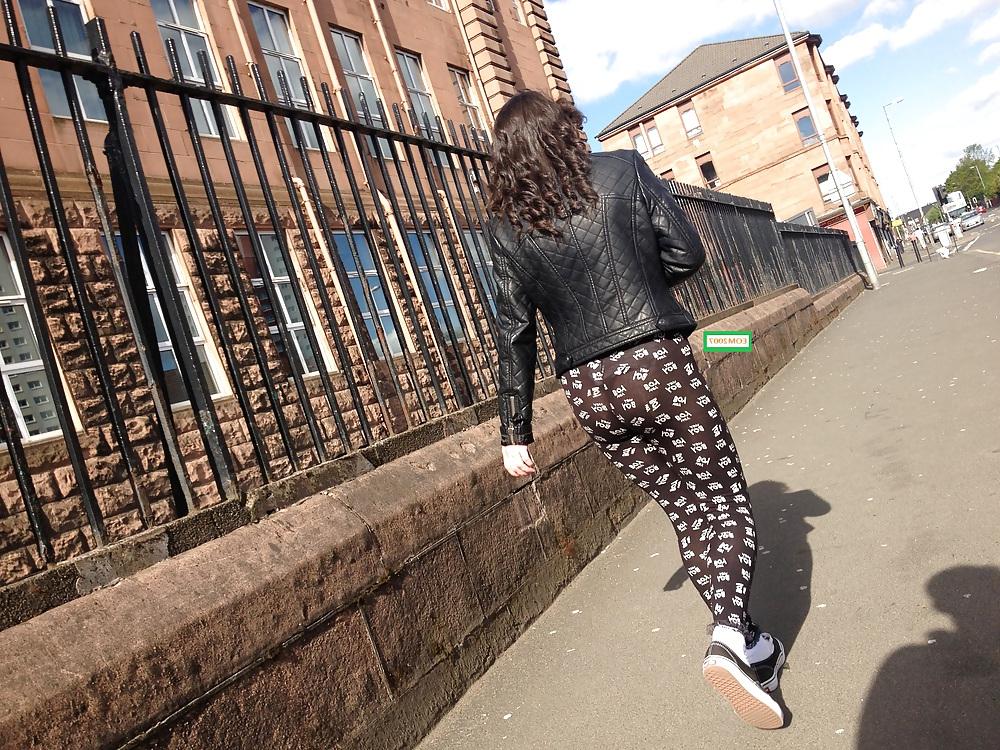 8P Glasgow - Leggings & Thong
