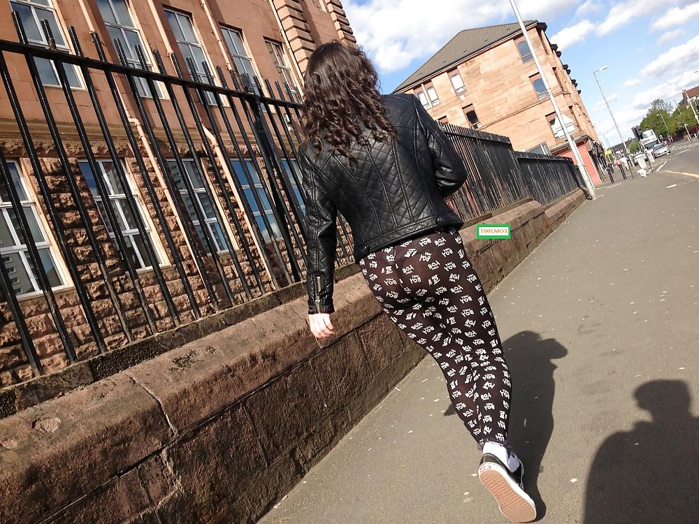 8P Glasgow - Leggings & Thong