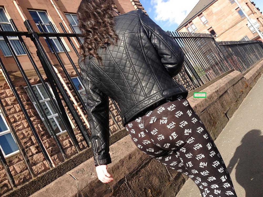 8P Glasgow - Leggings & Thong