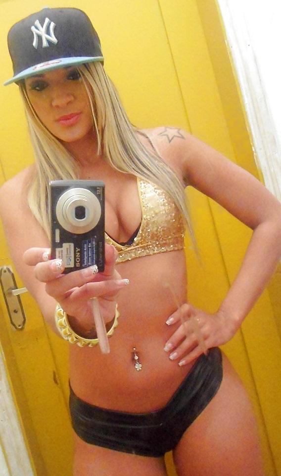 25P Brazilian Women(Facebook,Orkut ...) 16