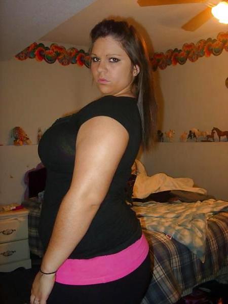 25P Thick Girls in Tight Clothes