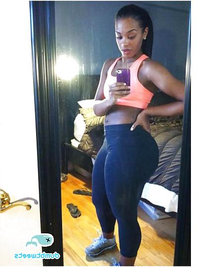 25P Thick Girls in Tight Clothes