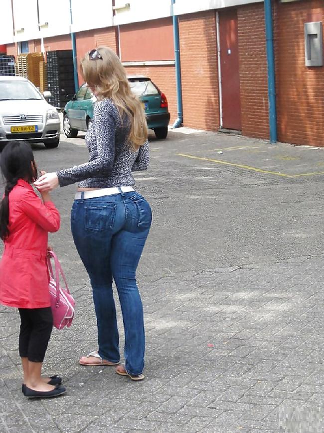 25P Tight Clothes Asses