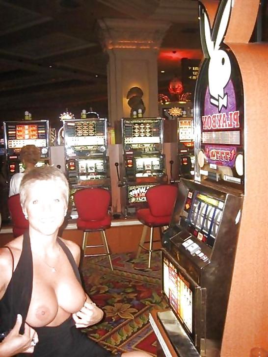 18P Public Show -411-