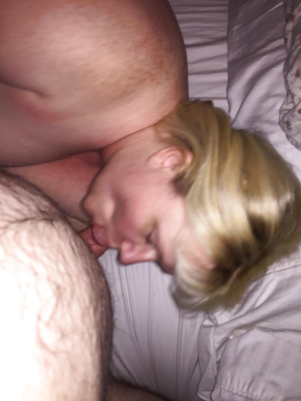 20P Wife giving head