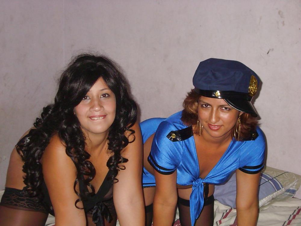 11P Colegiala Bisexuell