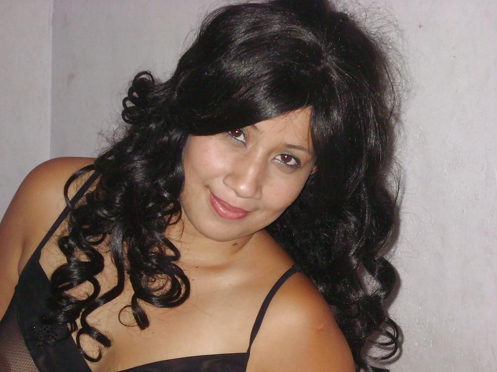 11P Colegiala Bisexuell