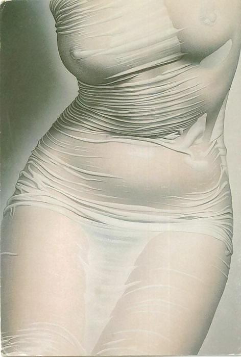 25P Erotic art