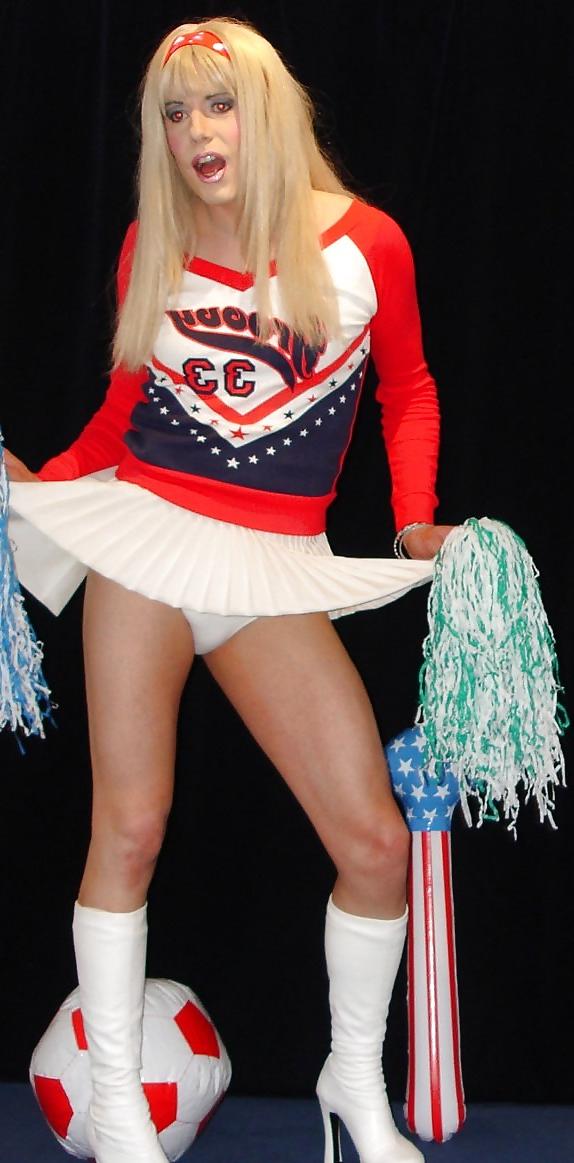 17P Tranny Cheerleaders