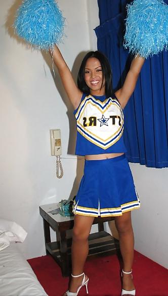 17P Tranny Cheerleaders