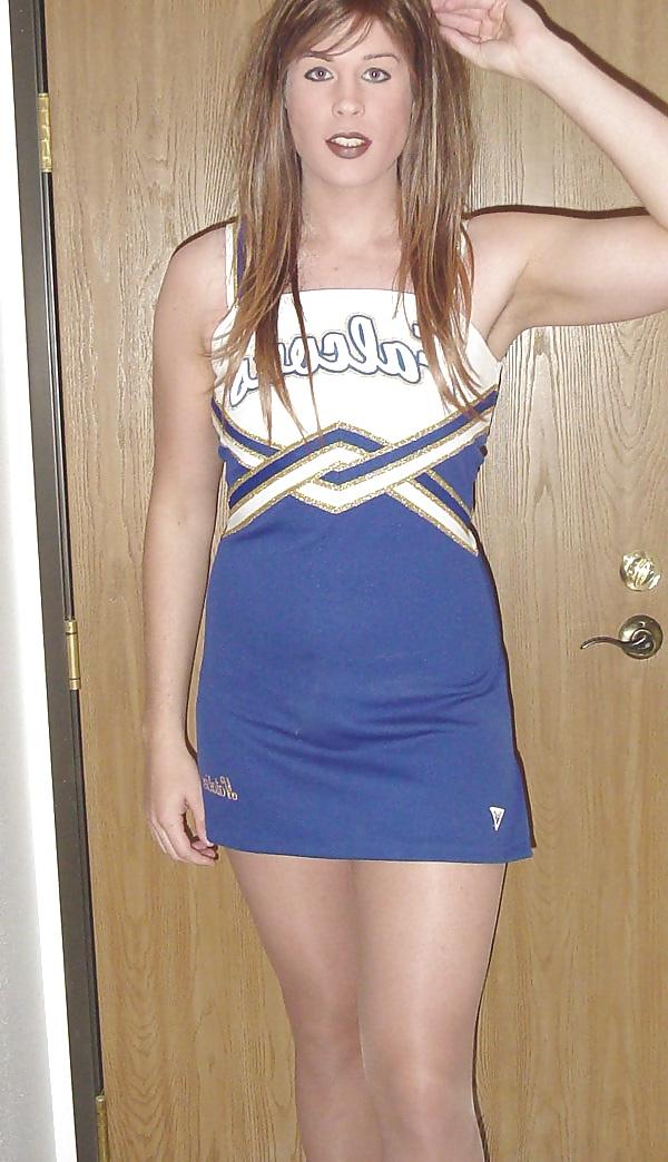 17P Tranny Cheerleaders