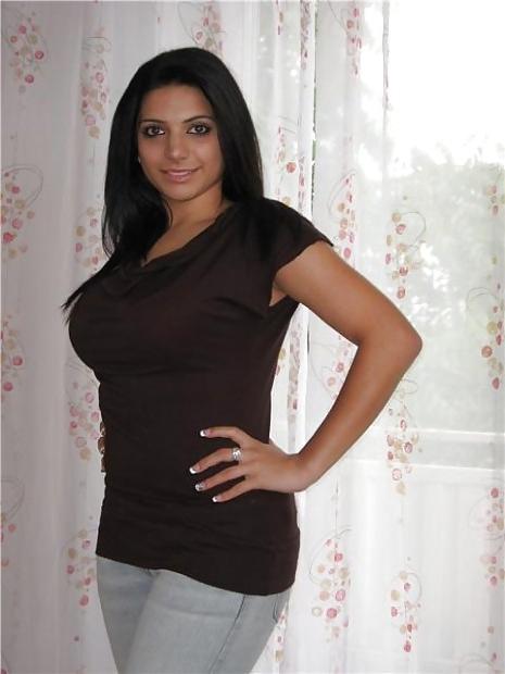 8P Non Nude Arabian Teen