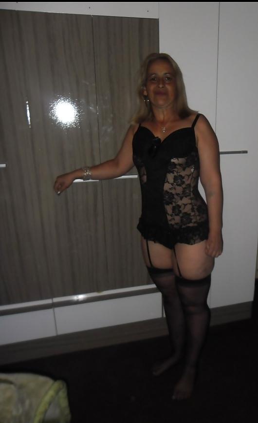 5P Carla brazilian milf in stockings